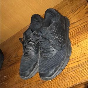Men’s UA Running Shoes